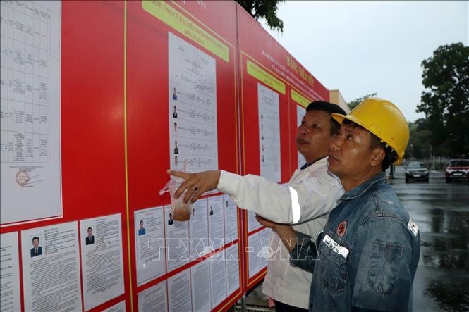 Không tăng ca, làm thêm giờ trong ngày bầu cử