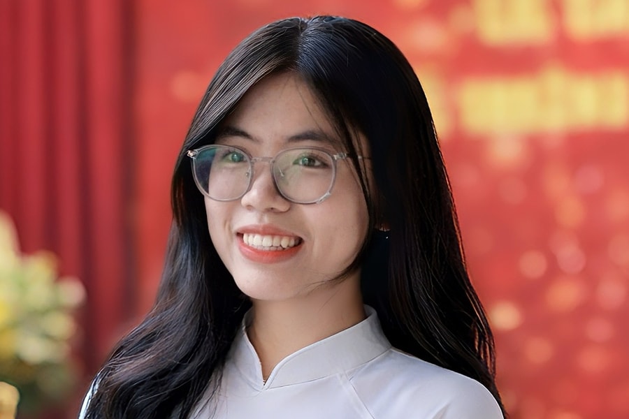 Nữ sinh Gen Z: Đọc sách để 'sống thêm nhiều cuộc đời'