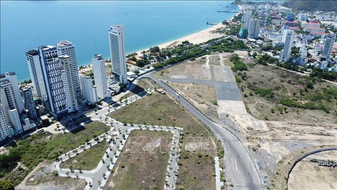 Cung tăng mạnh, thị trường bất động sản đối mặt bài toán cân bằng