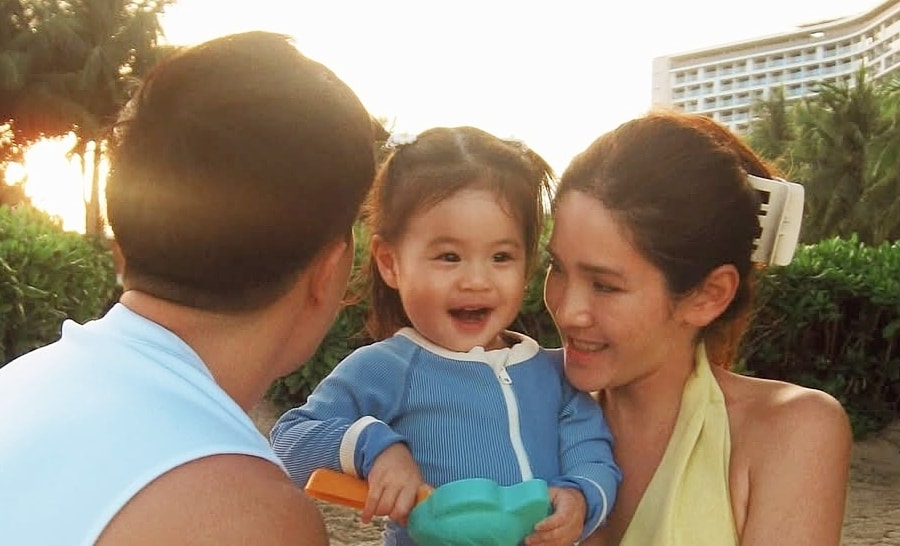 Mỹ nhân Thái cùng chồng con nghỉ dưỡng ở Nha Trang