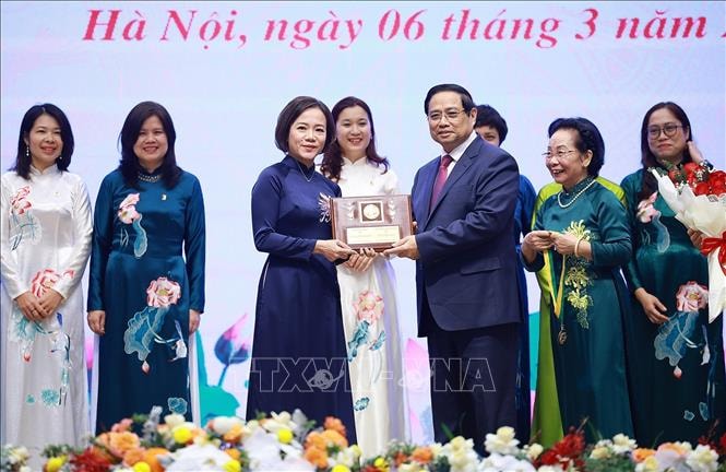 Nhà khoa học nữ tiêu biểu trong lĩnh vực kỹ thuật hạ tầng và môi trường