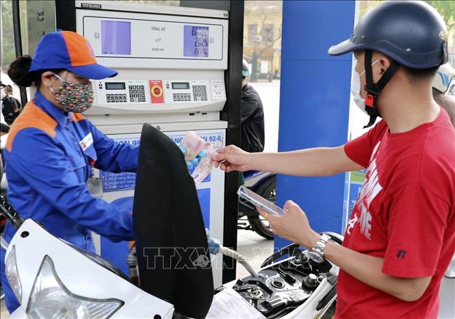 Bộ Công Thương kích hoạt kịch bản cung ứng xăng dầu trước xung đột Trung Đông