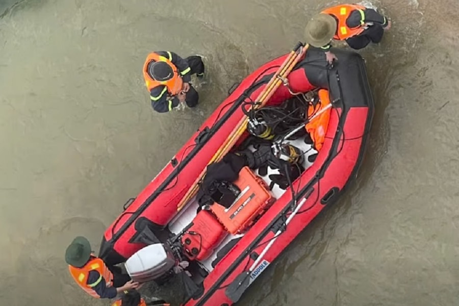 Đuổi chém người rồi ném dao xuống sông Trà Khúc