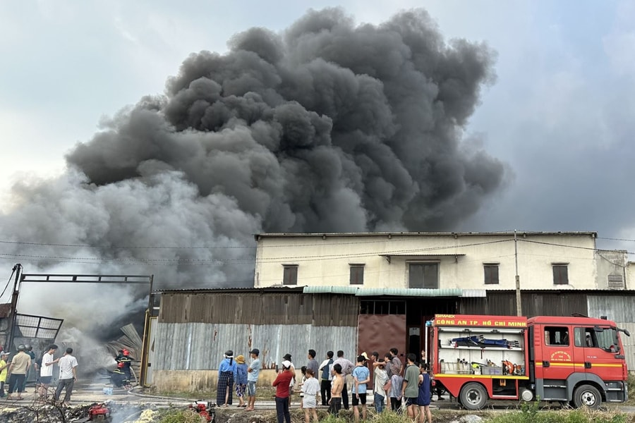 TP Hồ Chí Minh cảnh báo nguy cơ cháy, nổ do tích trữ xăng dầu trong nhà