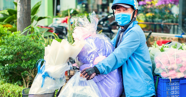 Giá hoa ngày 8-3 tăng mạnh, có loại gấp gần 10 lần