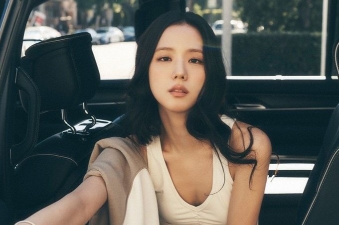 Jisoo (BlackPink) gây tranh cãi