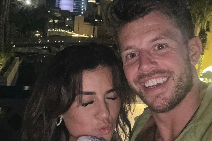 Cạn tiền vì mắc kẹt trong khách sạn ở Dubai