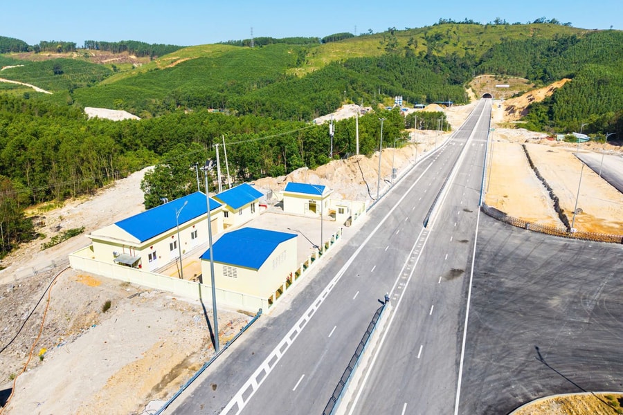 Thủ tướng yêu cầu đưa cao tốc từ Quảng Ngãi - Gia Lai vào khai thác trước ngày 10/3