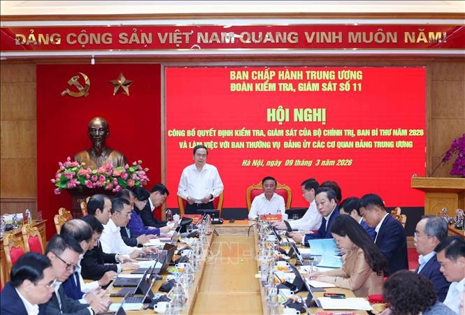Công bố quyết định kiểm tra, giám sát của Bộ Chính trị, Ban Bí thư đối với Ban Thường vụ Đảng uỷ các cơ quan Đảng Trung ương