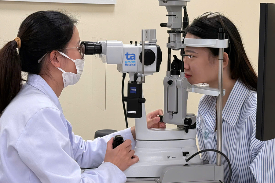 Mờ mắt thoáng qua cảnh báo bệnh gì?