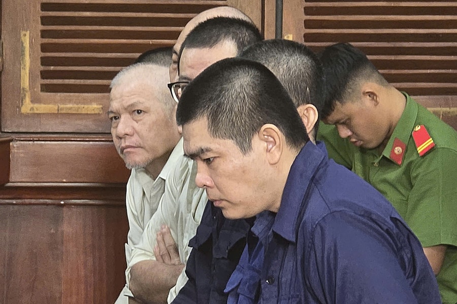 Chủ tiệm vàng trong đường dây vận chuyển trái phép 2.000 tỷ đồng không bị tù giam