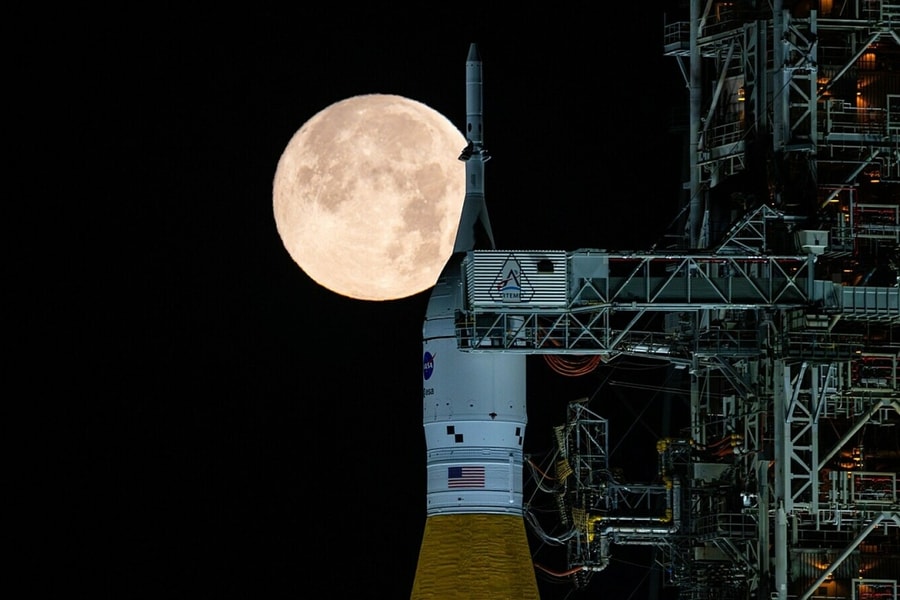 Thực đơn đa dạng của phi hành gia bay đến Mặt Trăng