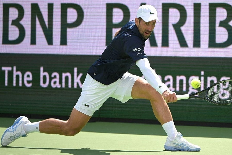 Djokovic thắng cả đơn lẫn đôi ở Indian Wells