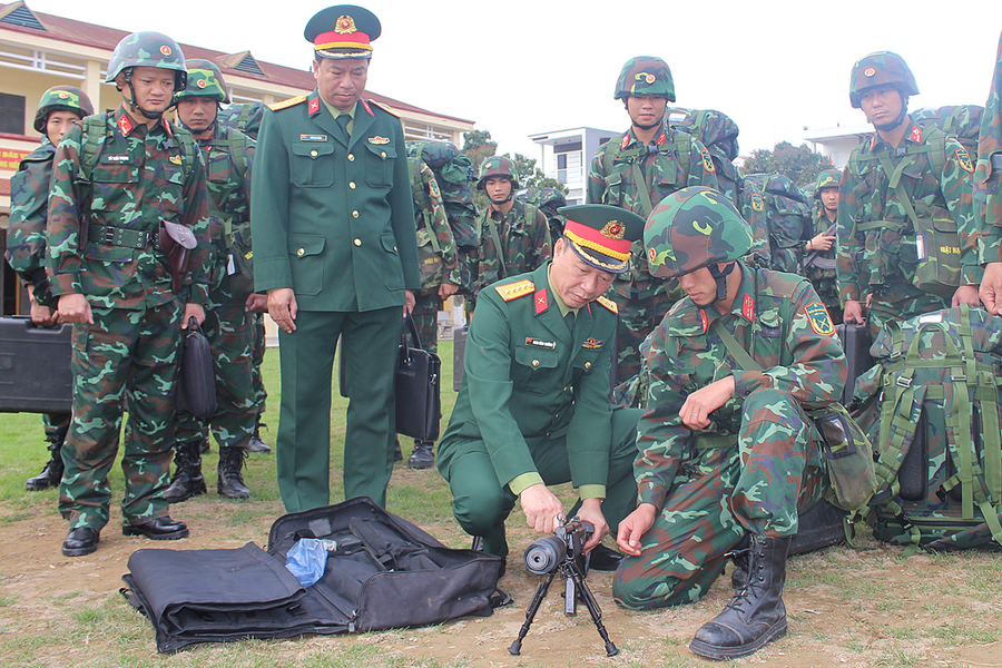 Quân đội, công an tăng cường bảo đảm an ninh trước ngày bầu cử