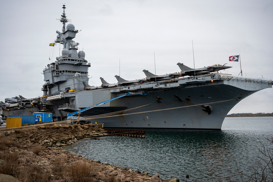 Pháp sẽ điều thêm 10 chiến hạm hộ tống đến Trung Đông