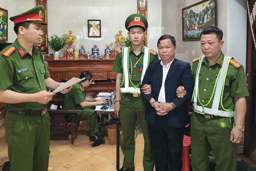 Giả luật sư, nhận ủy quyền khiếu kiện đất đai