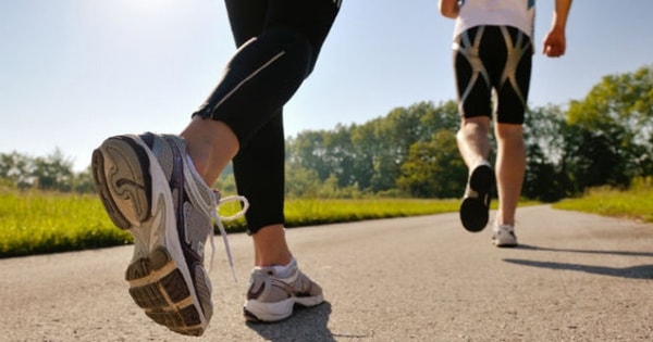 Đi bộ 20 phút mỗi ngày: Điều gì sẽ xảy ra với sức khỏe con người?