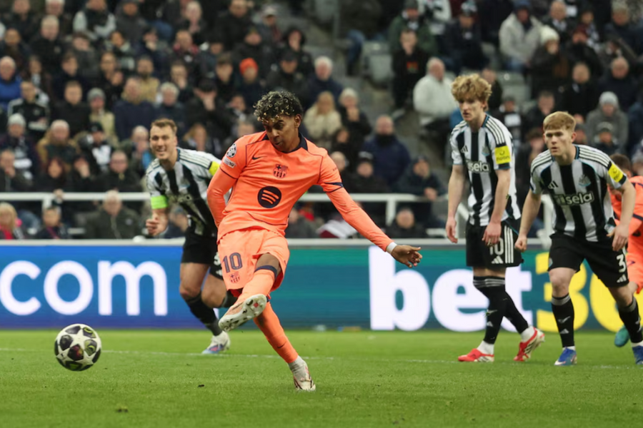 Yamal cứu Barca thoát thua ở Champions League