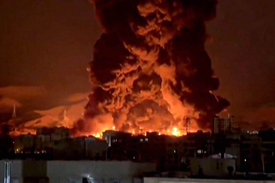 Mỹ có thể đã đề nghị Israel ngừng tấn công cơ sở dầu Iran