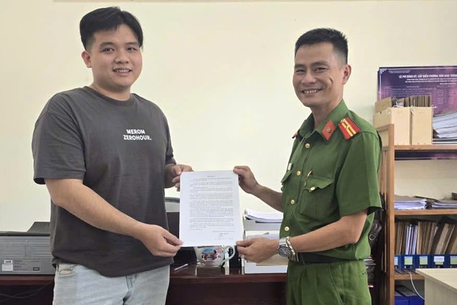 Bỗng dưng nhận được 1,3 tỷ đồng từ tài khoản lạ