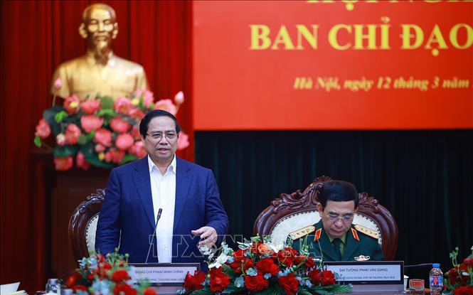 Thủ tướng: Phát huy tinh thần tự lực, tự cường, tự chủ phát triển công nghiệp quốc phòng