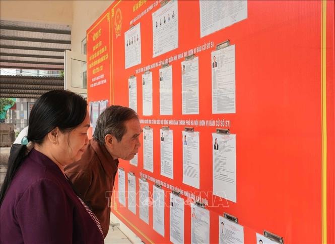 Gắn kết thực tiễn địa phương với hoạt động lập pháp