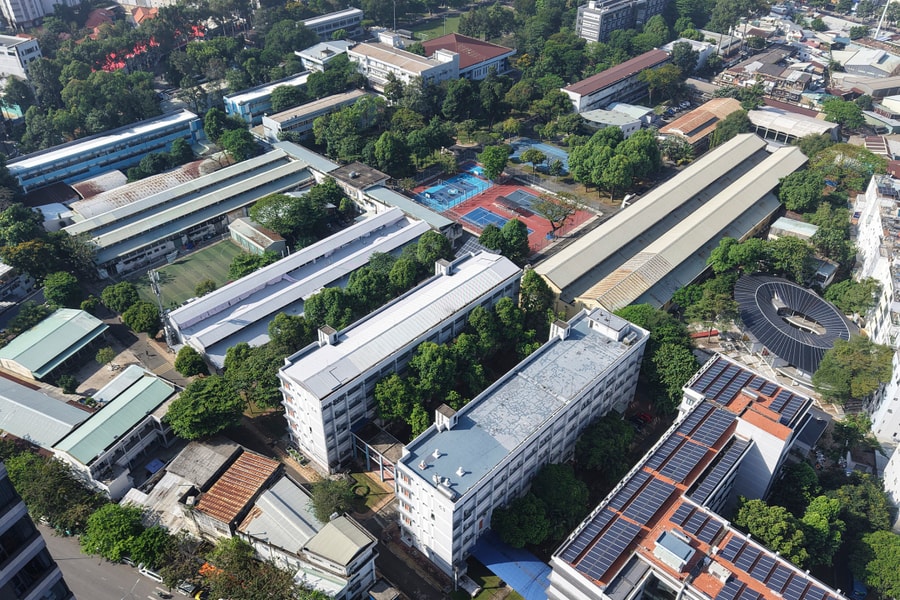 Bên trong khuôn viên hơn 14 ha của Đại học Bách khoa TP HCM