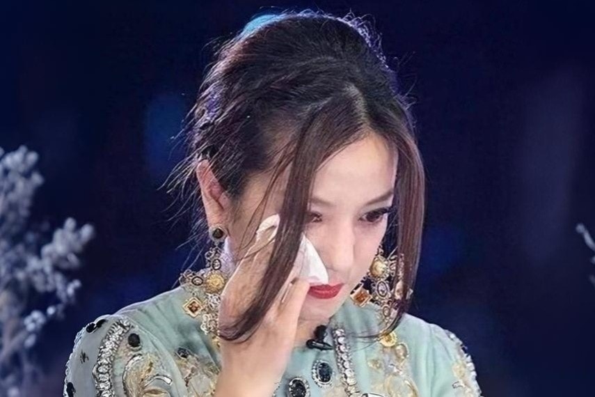 Triệu Vy lại gặp biến