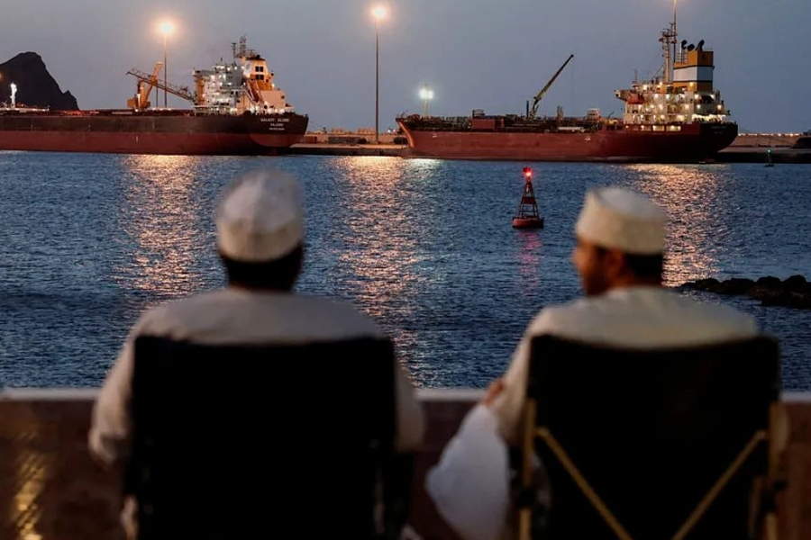 Tình cảnh của thủy thủ mắc kẹt ở eo biển Hormuz