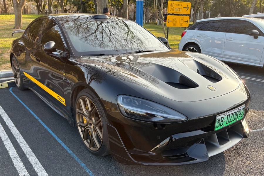 Sau bê bối kiện tụng, Xiaomi thiết kế lại nắp ca-pô