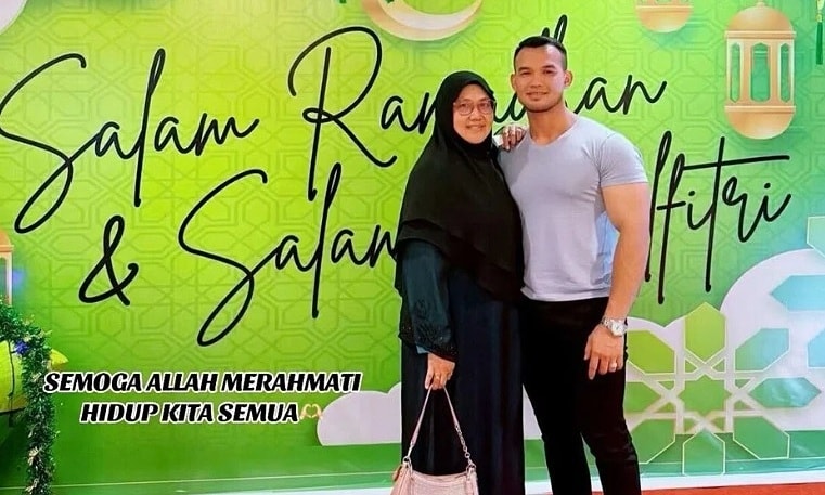 Thường xuyên bị nhầm là con vì kém vợ 23 tuổi