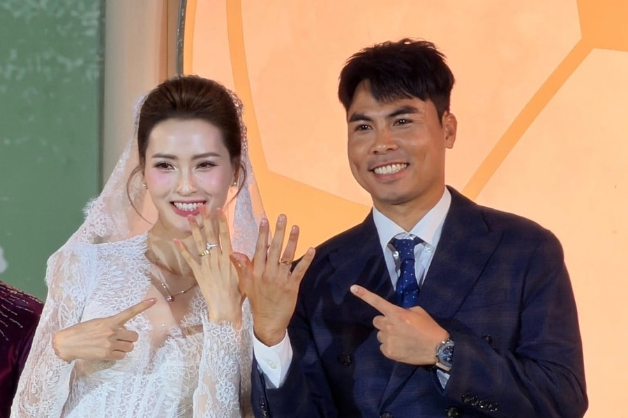 Thực đơn trong lễ cưới cầu thủ Đức Huy và MC Mù Tạt