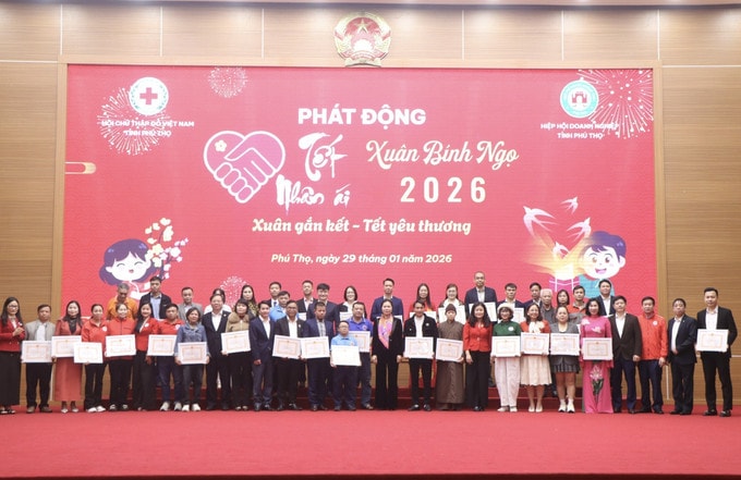Phong trào 'Tết Nhân ái' 2026 huy động gần 897 tỷ đồng