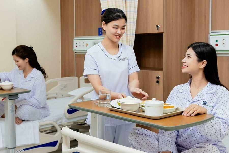 Thai phụ nên ăn gì trong ba tháng đầu?