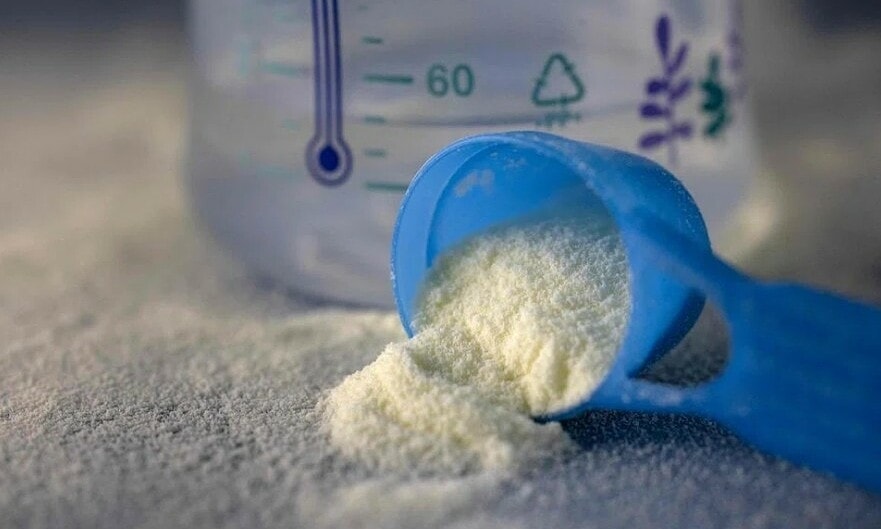 Singapore thu hồi thêm lô sữa vì phát hiện độc tố