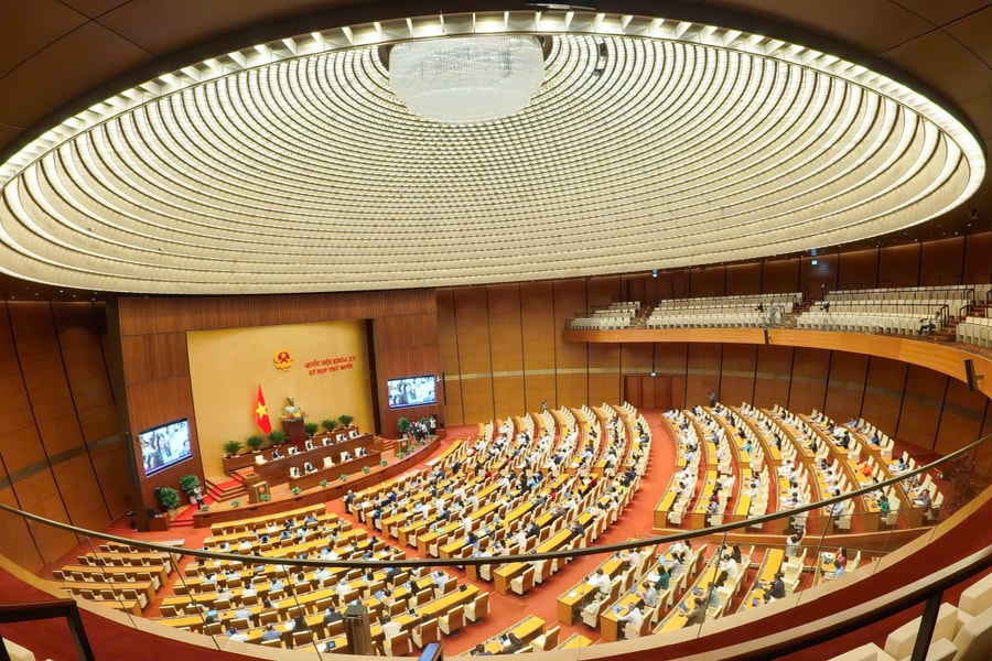 Bộ Chính trị yêu cầu tổng rà soát hệ thống văn bản quy phạm pháp luật