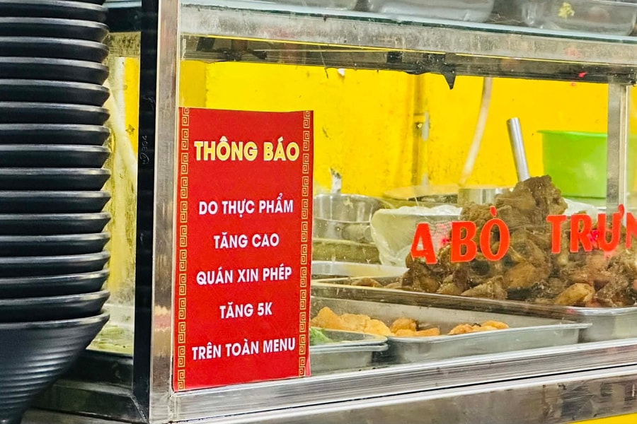 Nhiều hàng quán tăng giá
