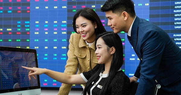 Thị trường rung lắc, nhà đầu tư được khuyến nghị ưu tiên giữ tiền mặt