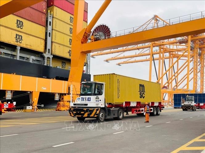 Bộ Công Thương chú trọng phát triển nguồn hàng, mở rộng thị trường logistics