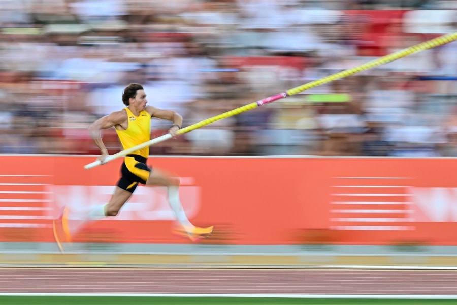 Tốc độ - điểm tựa để Duplantis định nghĩa lại nhảy sào