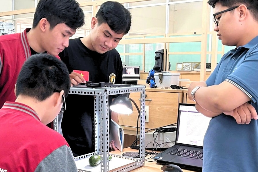 Hai trường công nghệ hợp tác ươm tạo 5-10 doanh nghiệp mỗi năm