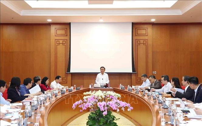 Phiên họp thứ nhất Ban Chỉ đạo Trung ương về phát triển văn hóa Việt Nam