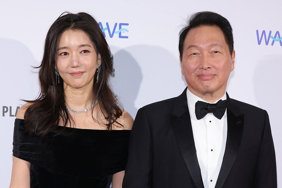 Vụ ly hôn tỷ USD và góc khuất đời tư của chủ tịch tập đoàn SK