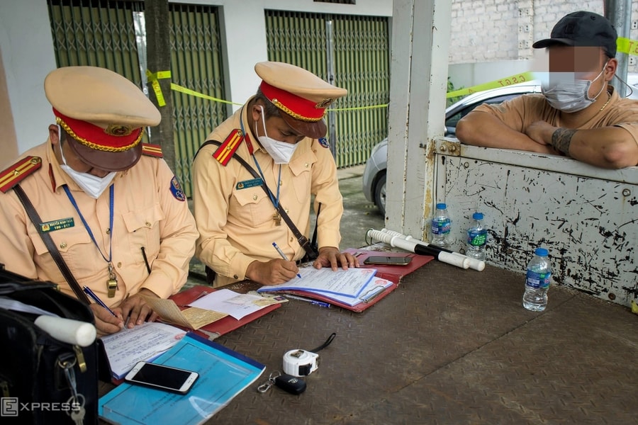 Quên đóng phạt vi phạm giao thông 6 năm, giờ nộp được không?