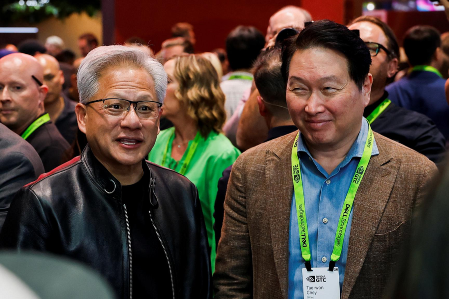 Tình trạng thiếu hụt chip nhớ 'kéo dài đến năm 2030'