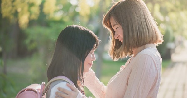 Hoang mang vì 'mất kết nối' khi con bước vào tuổi dậy thì
