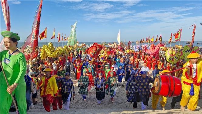Nhiều hoạt động văn hóa, thể thao đặc sắc tại Lễ hội Dinh Cô Long Hải 2026