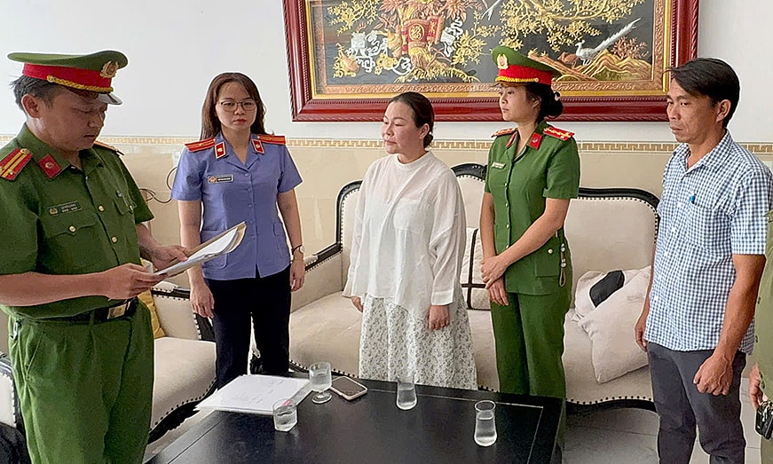 Bà Nguyễn Ngọc Tiền bị cáo buộc lừa đảo tại dự án biệt thự cao cấp