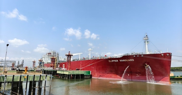 PV GAS nhập gần 38.000 tấn LPG từ Úc, cam kết bảo đảm nguồn cung cho tháng 4