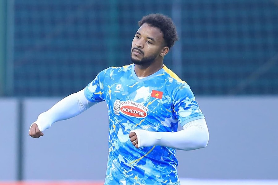 Xuân Son bỏ dở buổi tập: Chấn thương nhẹ, HLV Kim Sang-sik không cần lo lắng